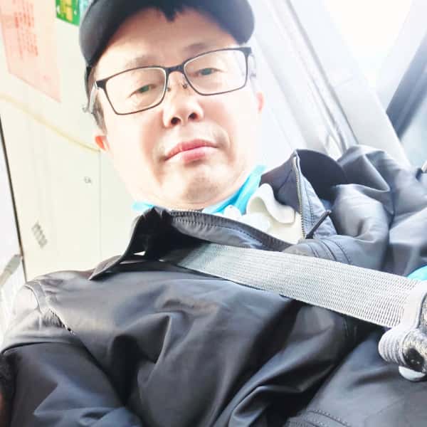 上海56岁单身帅哥真诚找对象-酒泉征婚相亲网
